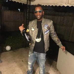 Meet your Posher, Ray